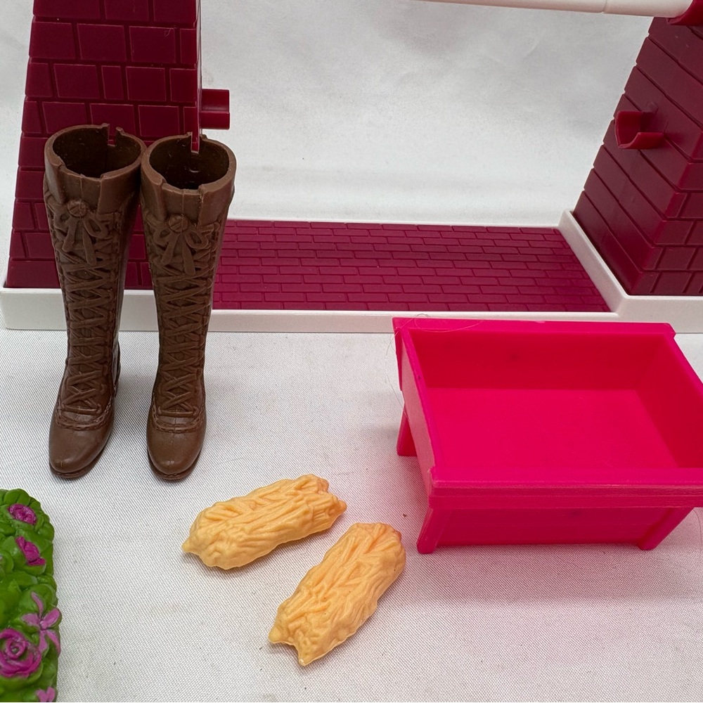 Mattel 2006 Barbie Jumping Tawny Play Set Replacement Pieces NO DOLL,NO HORSE - Picture 3 of 5